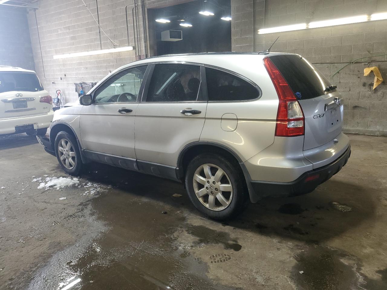 2009 Honda CR-V - Image 2