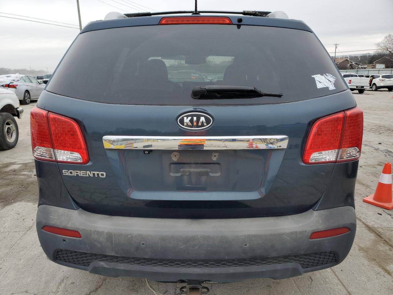 2011 Kia Sorento - Image 6