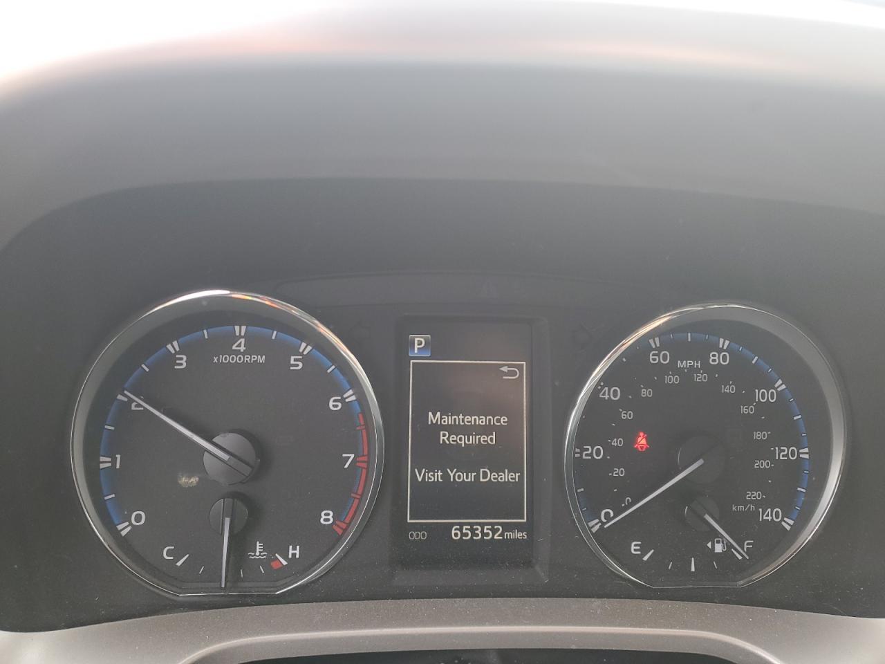 2018 Toyota RAV 4 - Image 9