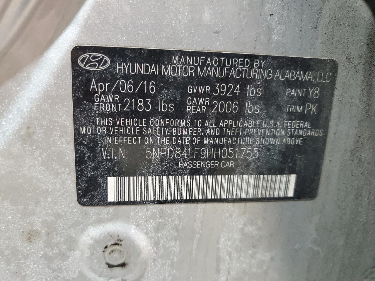 2017 Hyundai Elantra - Image 13