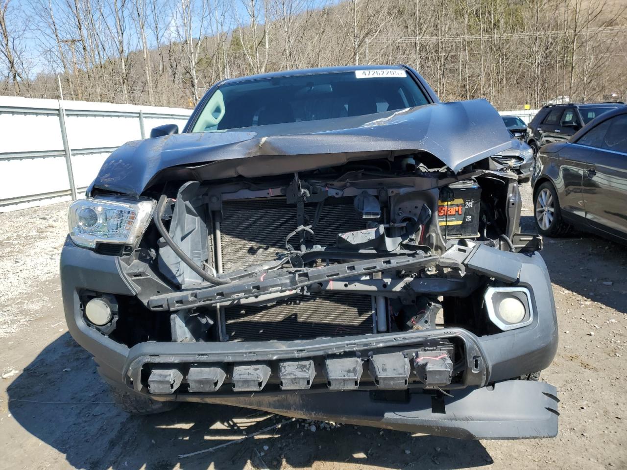2016 Toyota Tacoma - Image 5