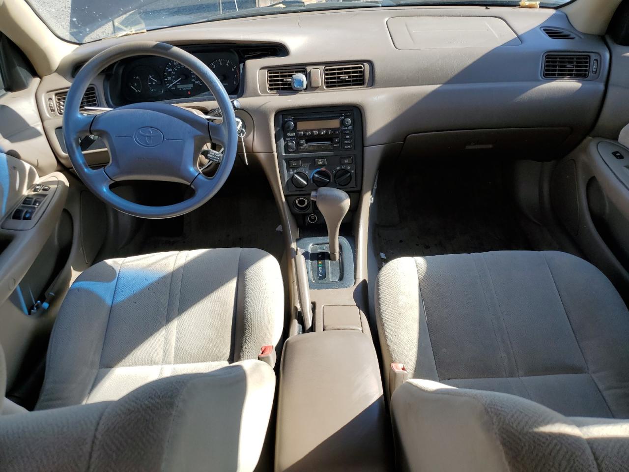 2000 Toyota Camry - Image 8