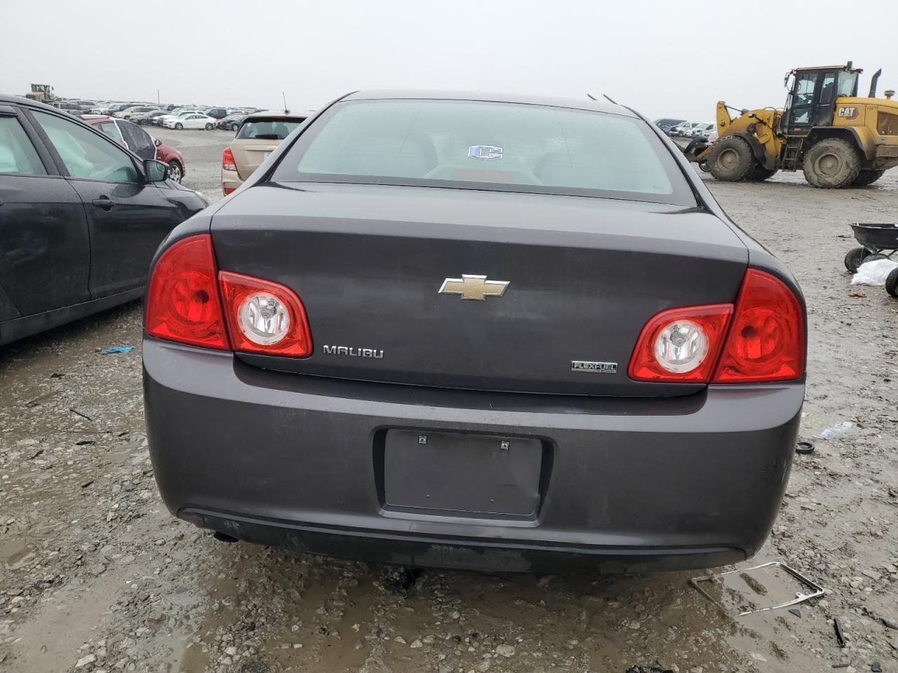 2011 Chevrolet Malibu - Image 6