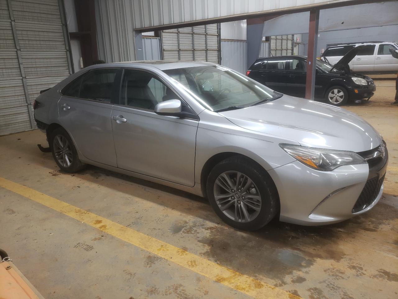 2016 Toyota Camry - Image 4
