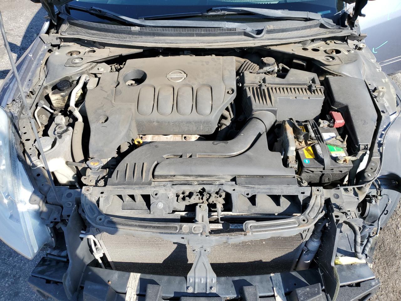 2010 Nissan Altima - Image 11