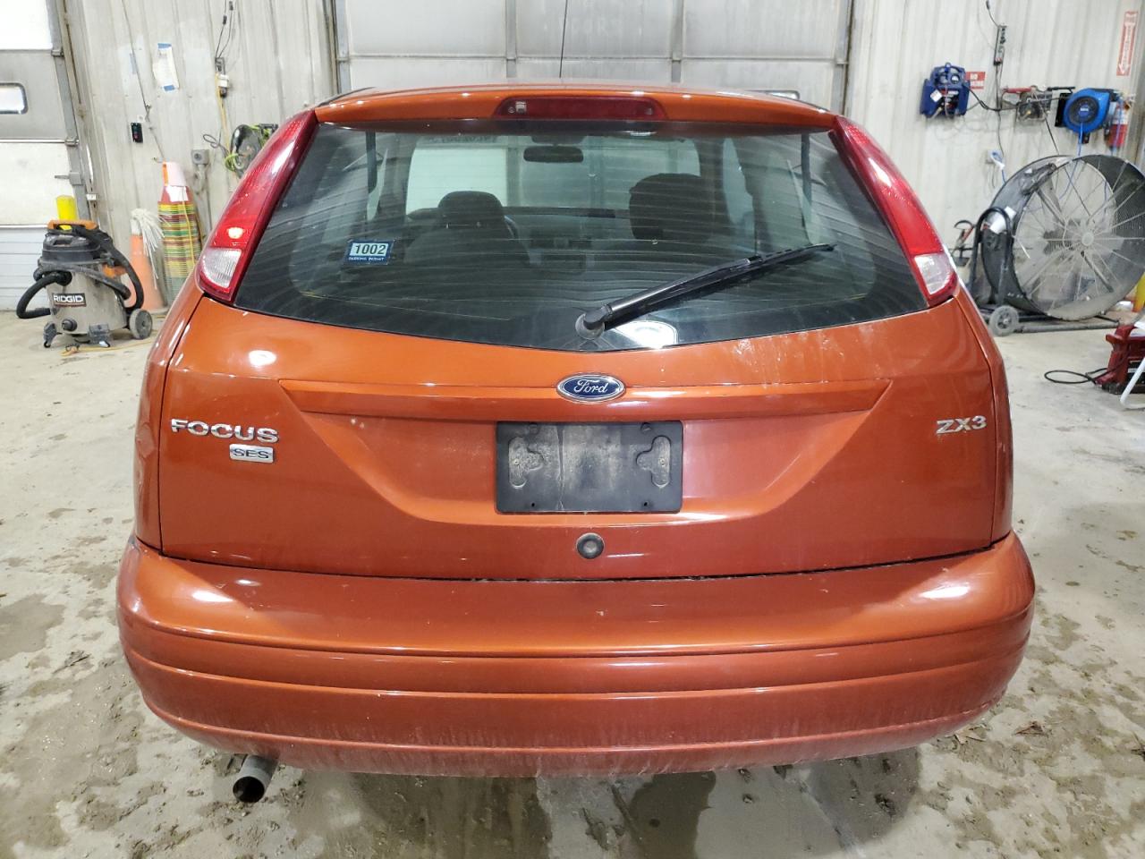 2005 Ford Focus - Image 6