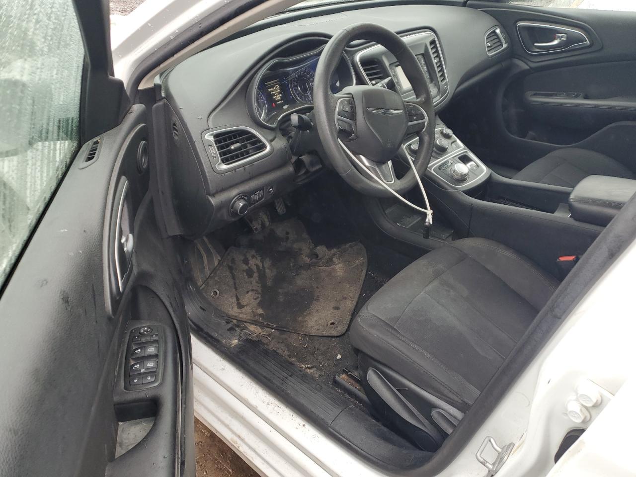 2015 Chrysler 200 Lx VIN: 1C3CCCFB3FN618282 Lot: 45166185