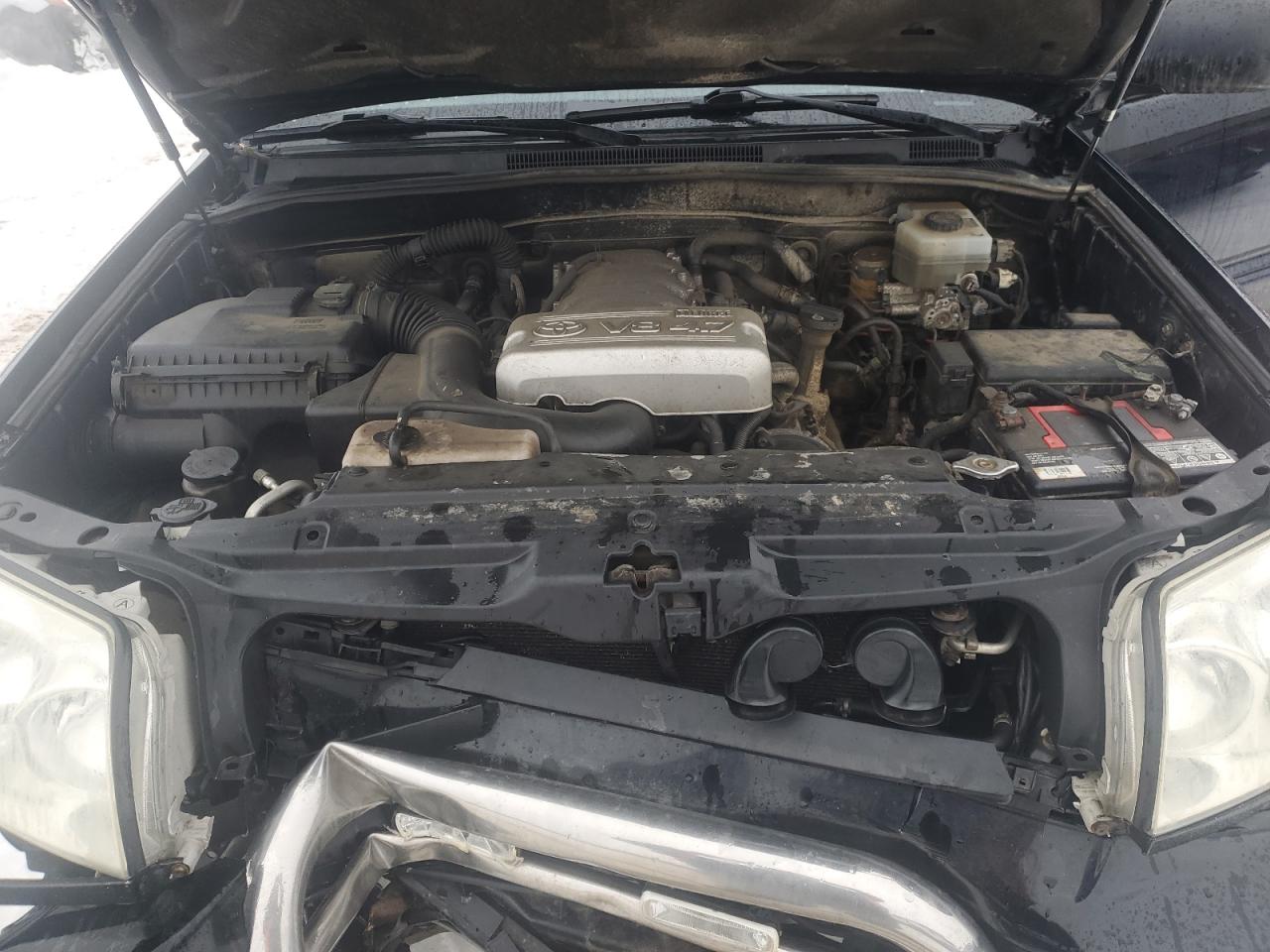 2004 Toyota 4Runner - Image 12