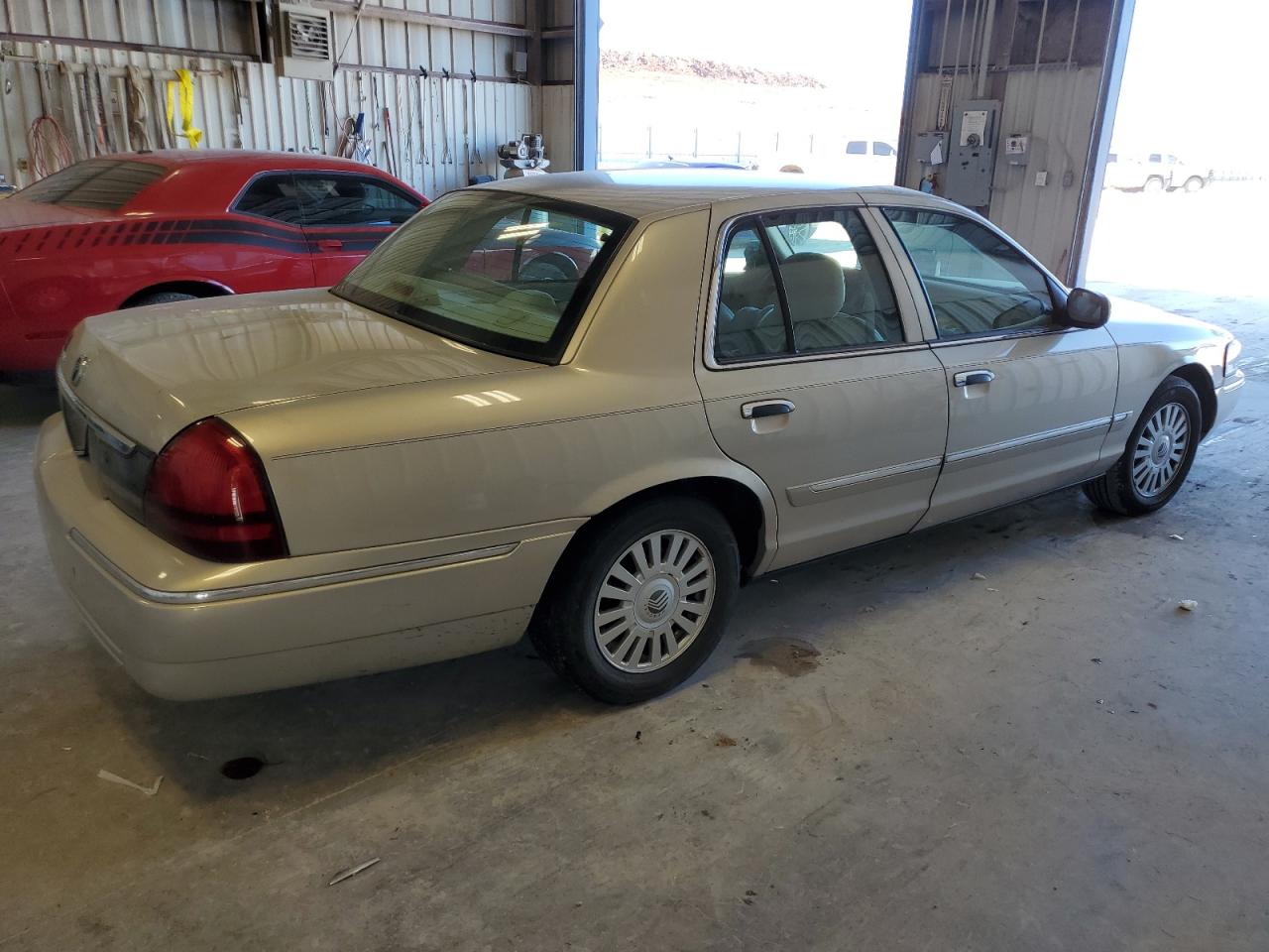 2008 Mercury Grand Marquis - Image 3