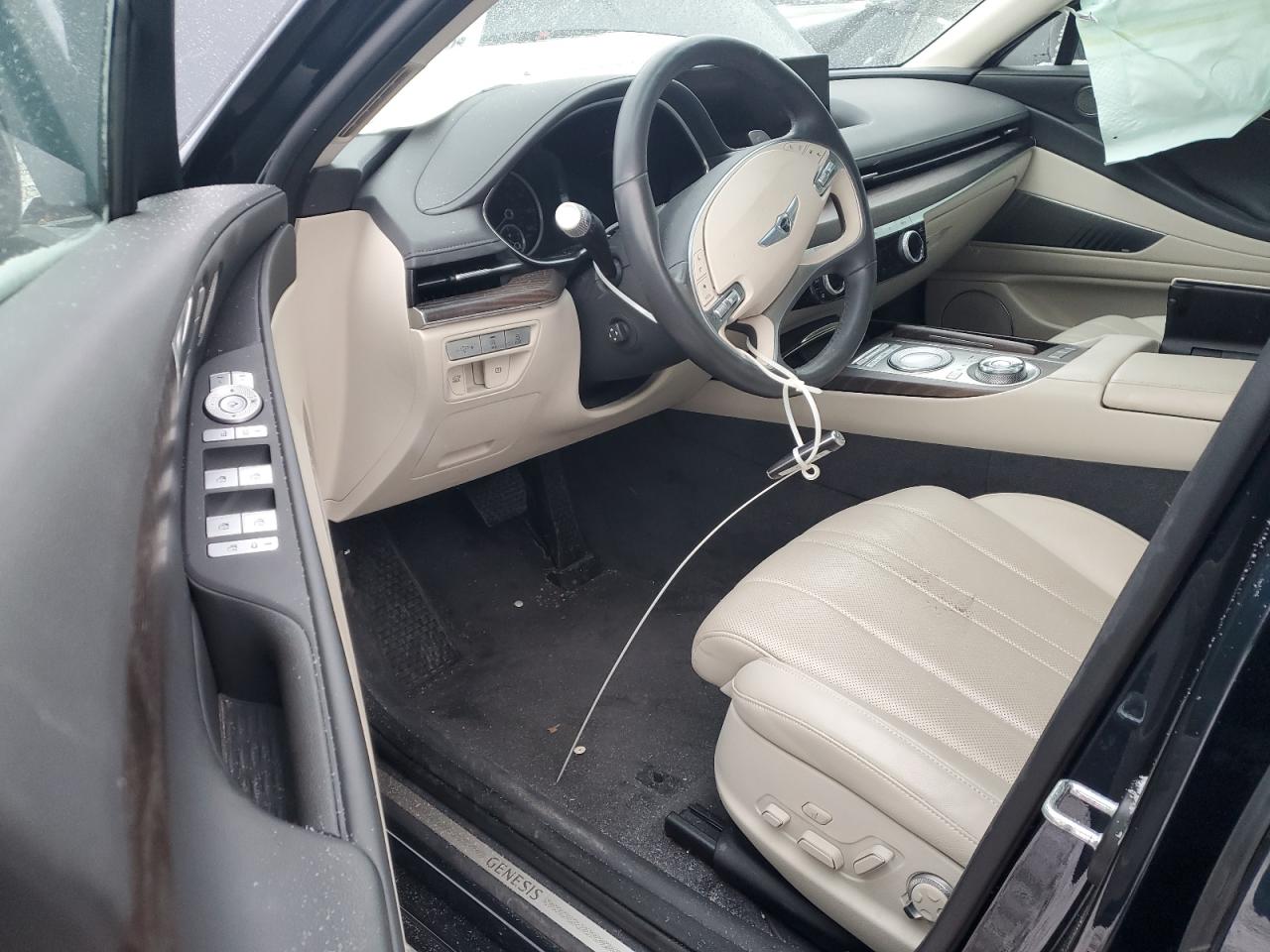 2022 Genesis G80 - Image 8