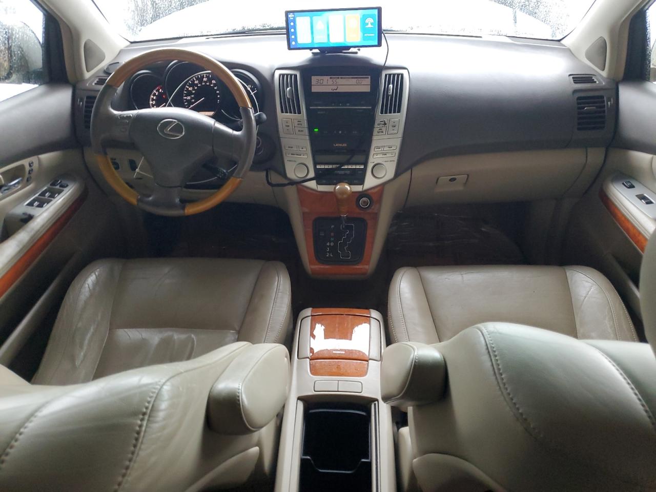 2005 Lexus RX - Image 8