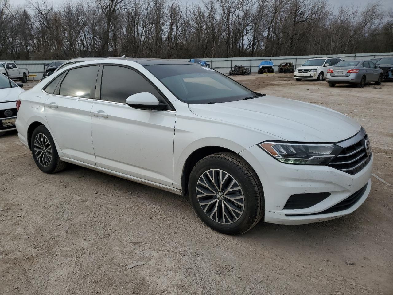 2021 Volkswagen Jetta - Image 4