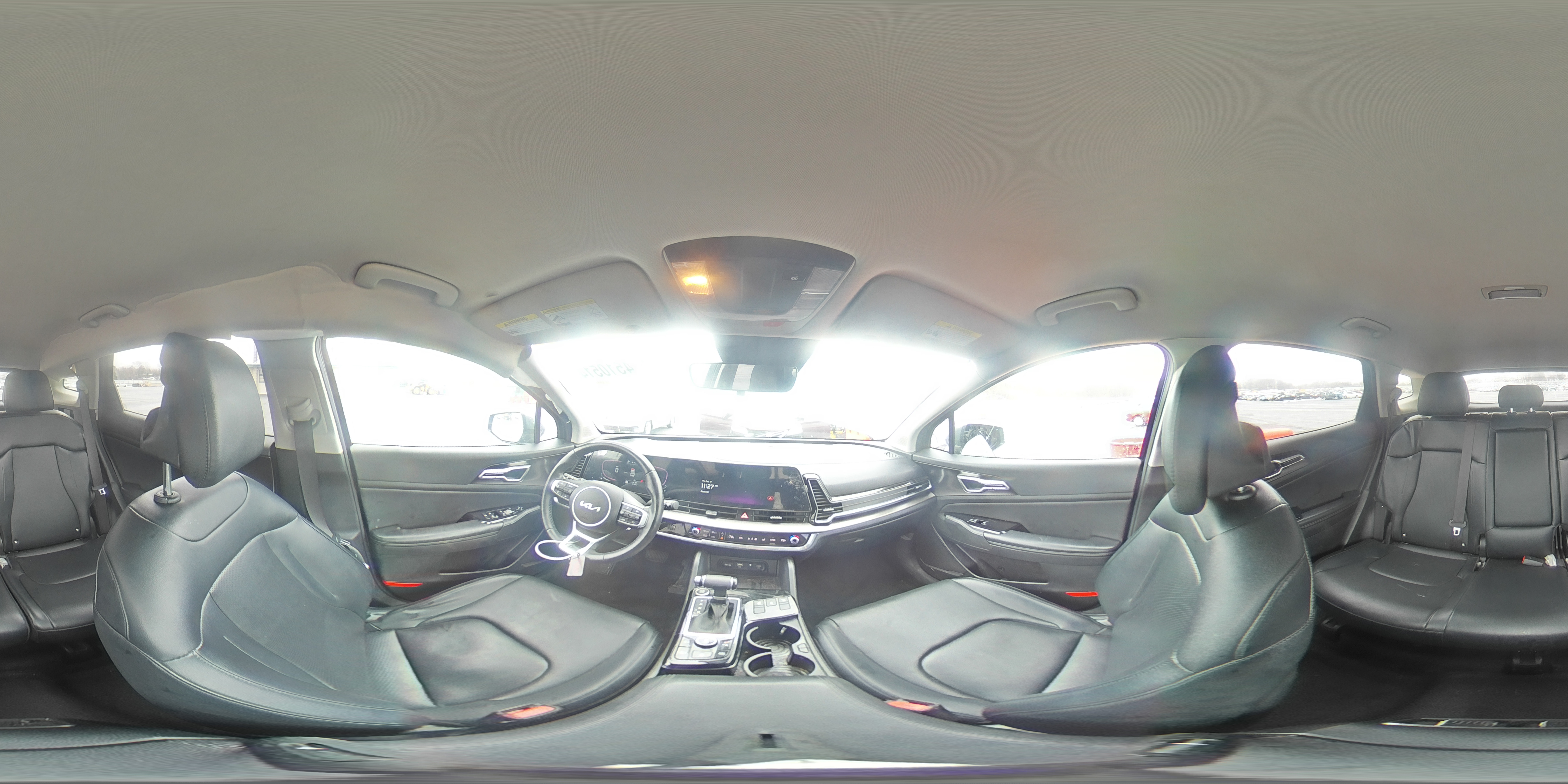 2023 Kia Sportage - Image 13