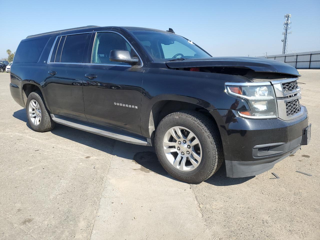 2016 Chevrolet Suburban - Image 4