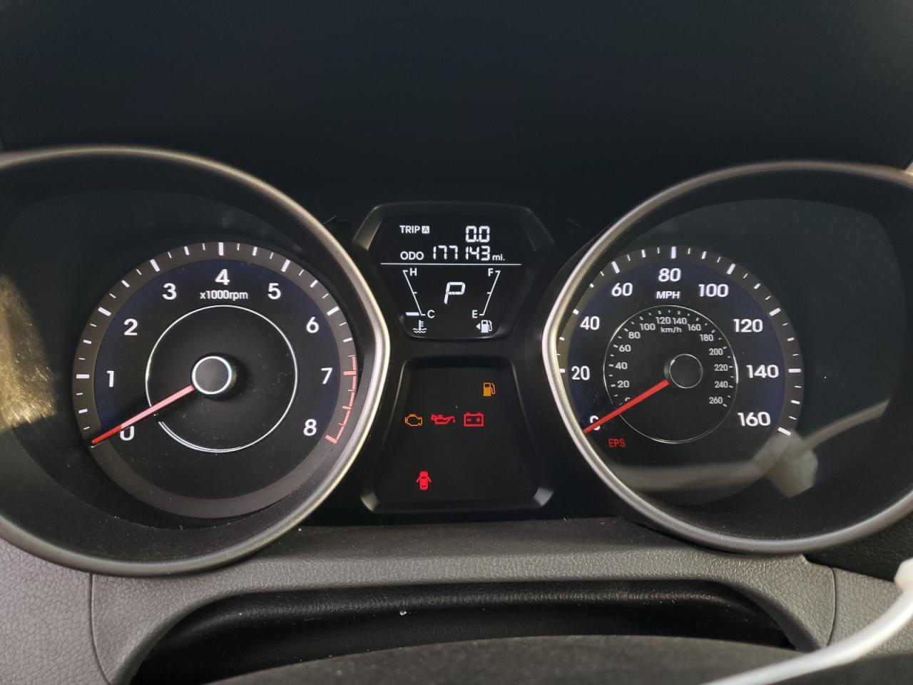 2011 Hyundai Elantra - Image 9