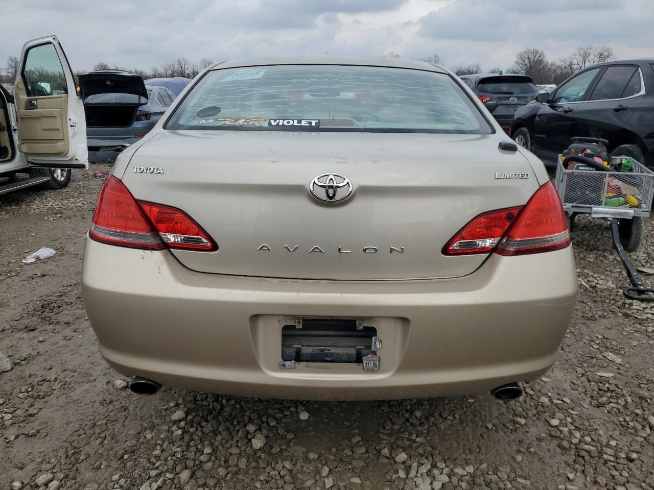 2006 Toyota Avalon - Image 6