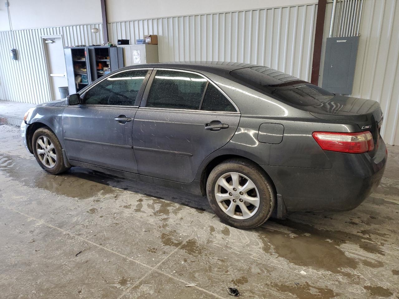 2007 Toyota Camry - Image 2