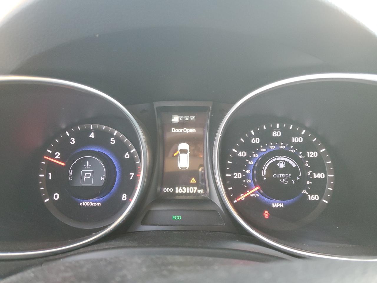 2013 Hyundai Santa Fe - Image 9