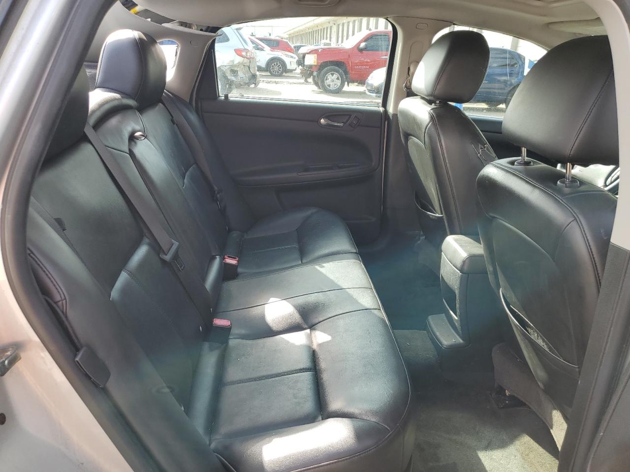 2012 Chevrolet Impala - Image 11