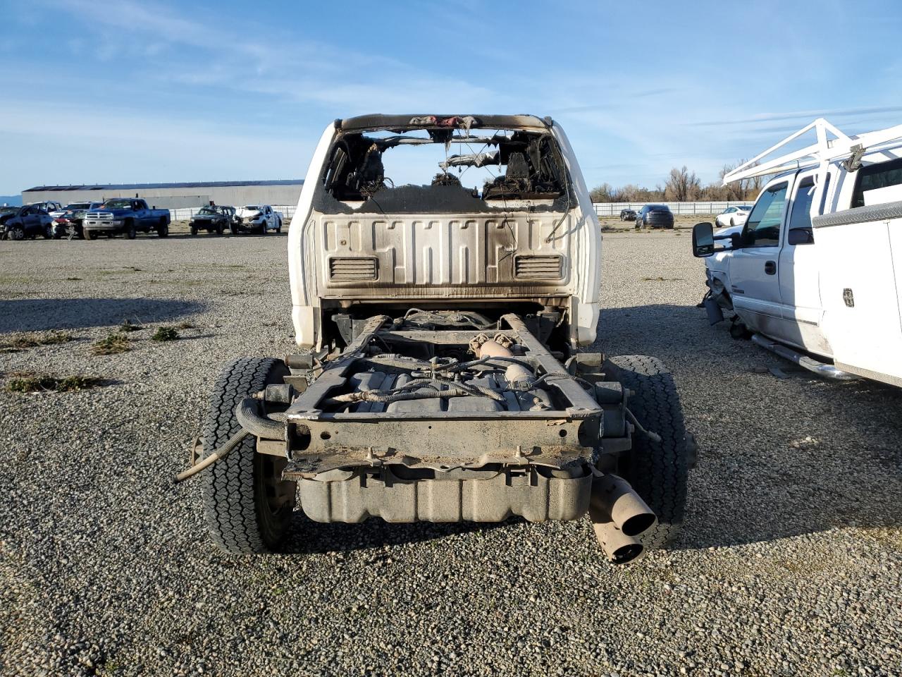 2017 Ford F450 - Image 6