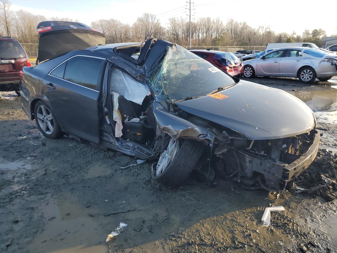 2012 Toyota Camry - Image 4