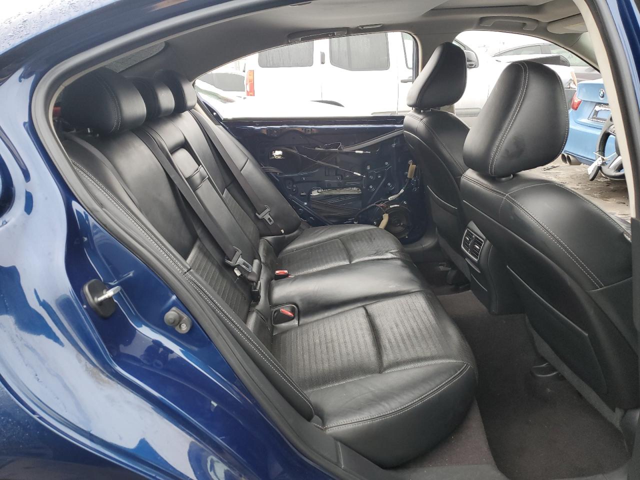 2017 Infiniti Q50 - Image 10