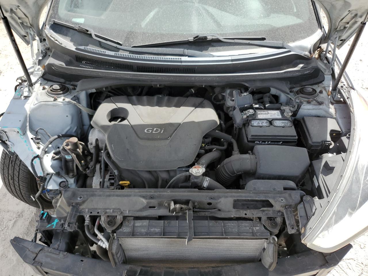 2015 Hyundai Veloster - Image 11