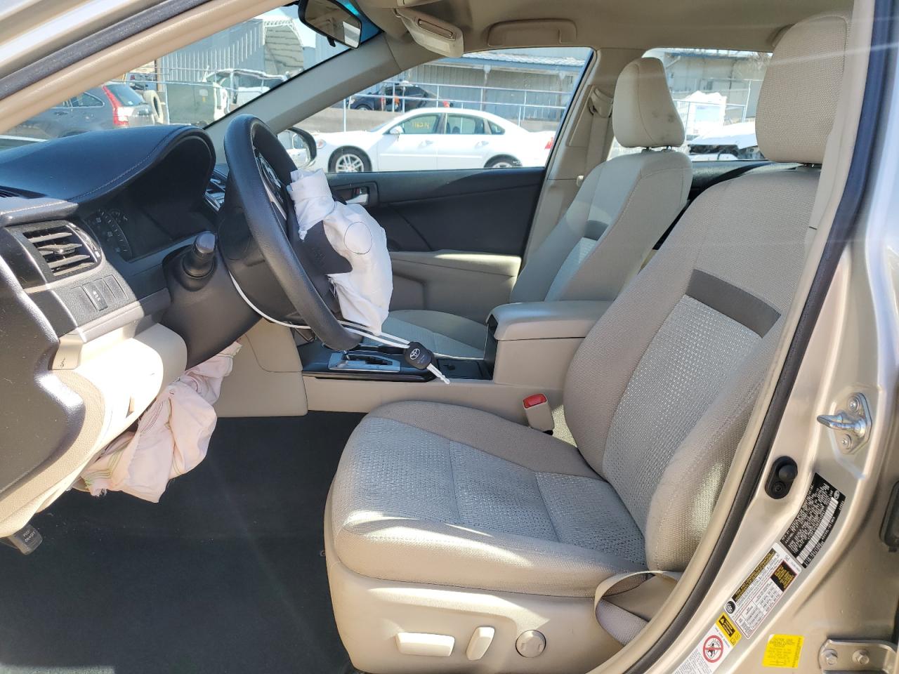 2014 Toyota Camry - Image 7