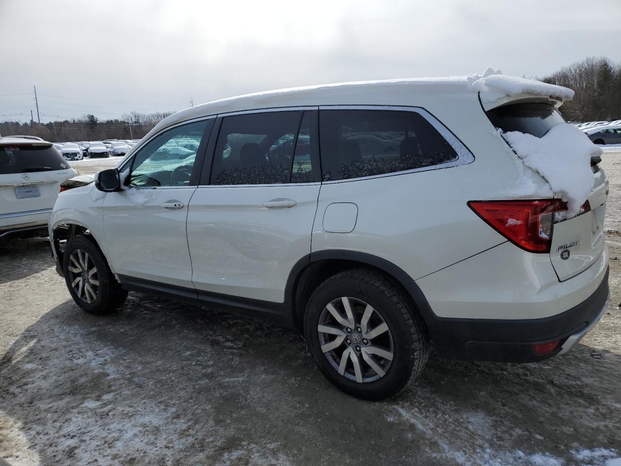 2019 Honda Pilot - Image 2