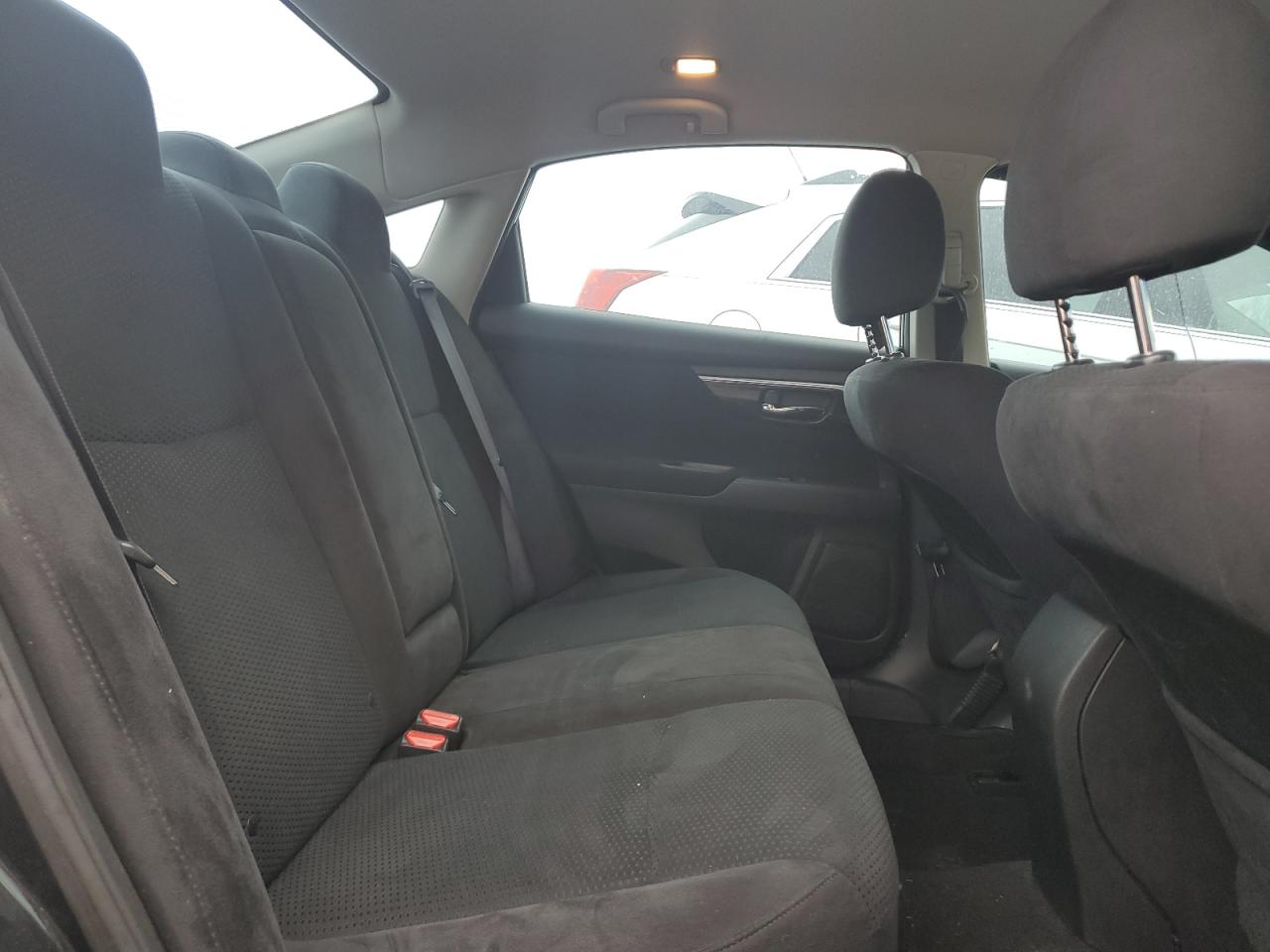 2014 Nissan Altima - Image 10