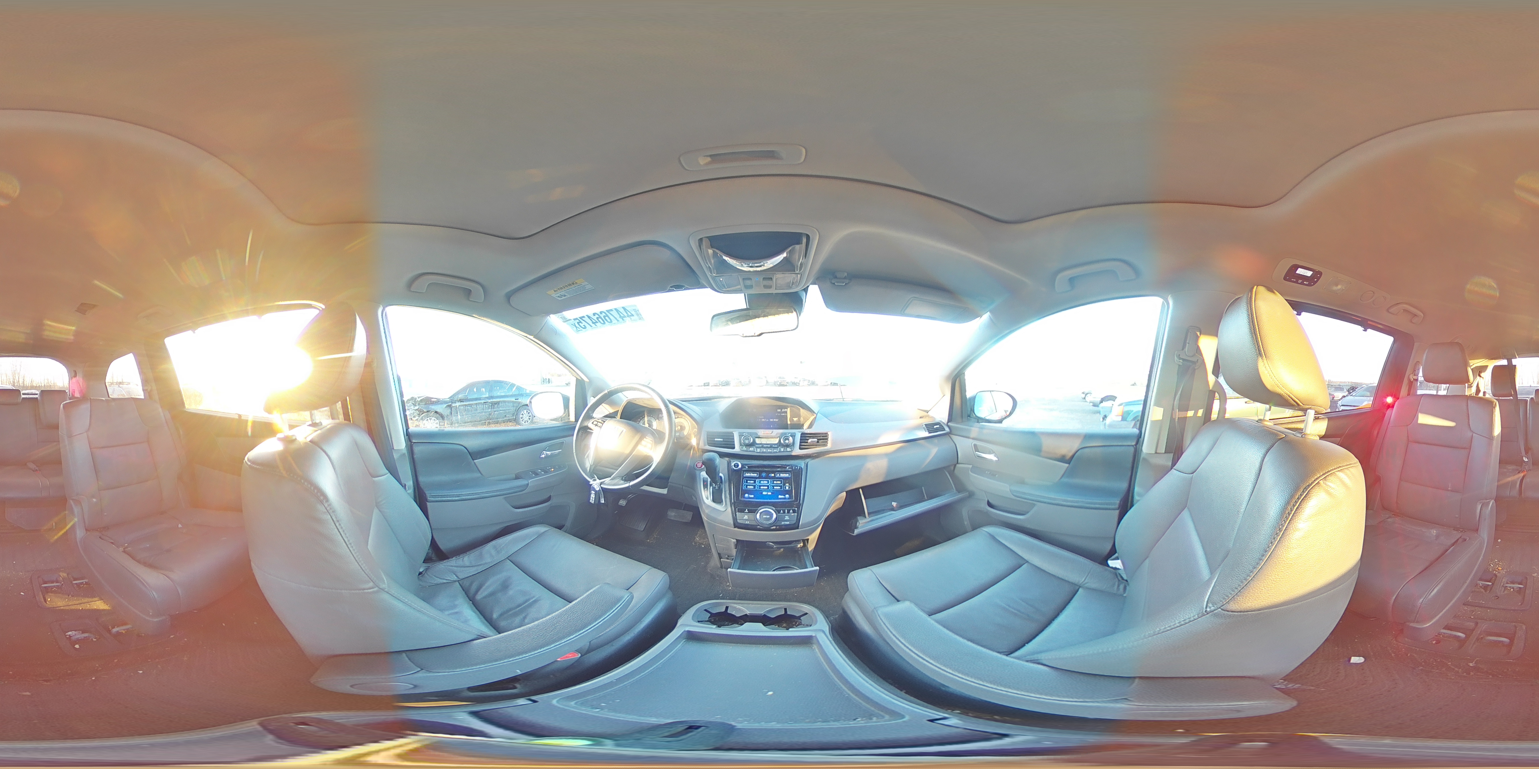 2017 Honda Odyssey - Image 13