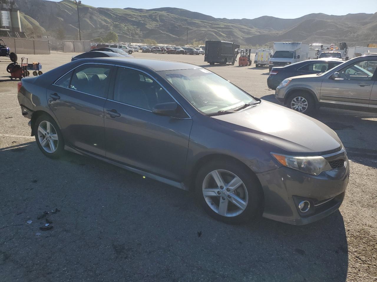 2013 Toyota Camry - Image 4