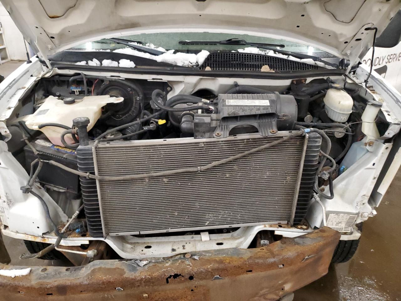 2006 Chevrolet Express - Image 11