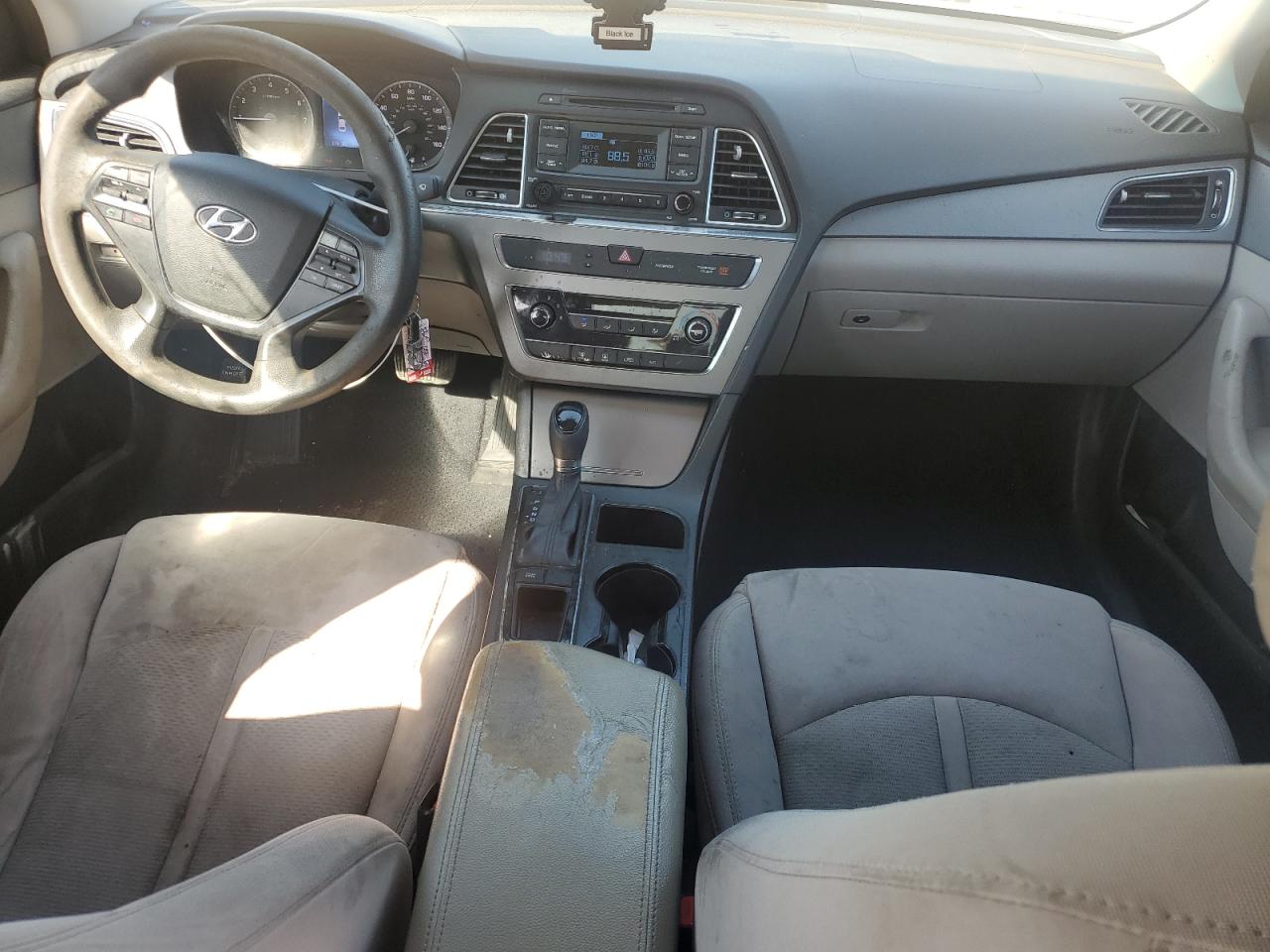 2015 Hyundai Sonata - Image 8