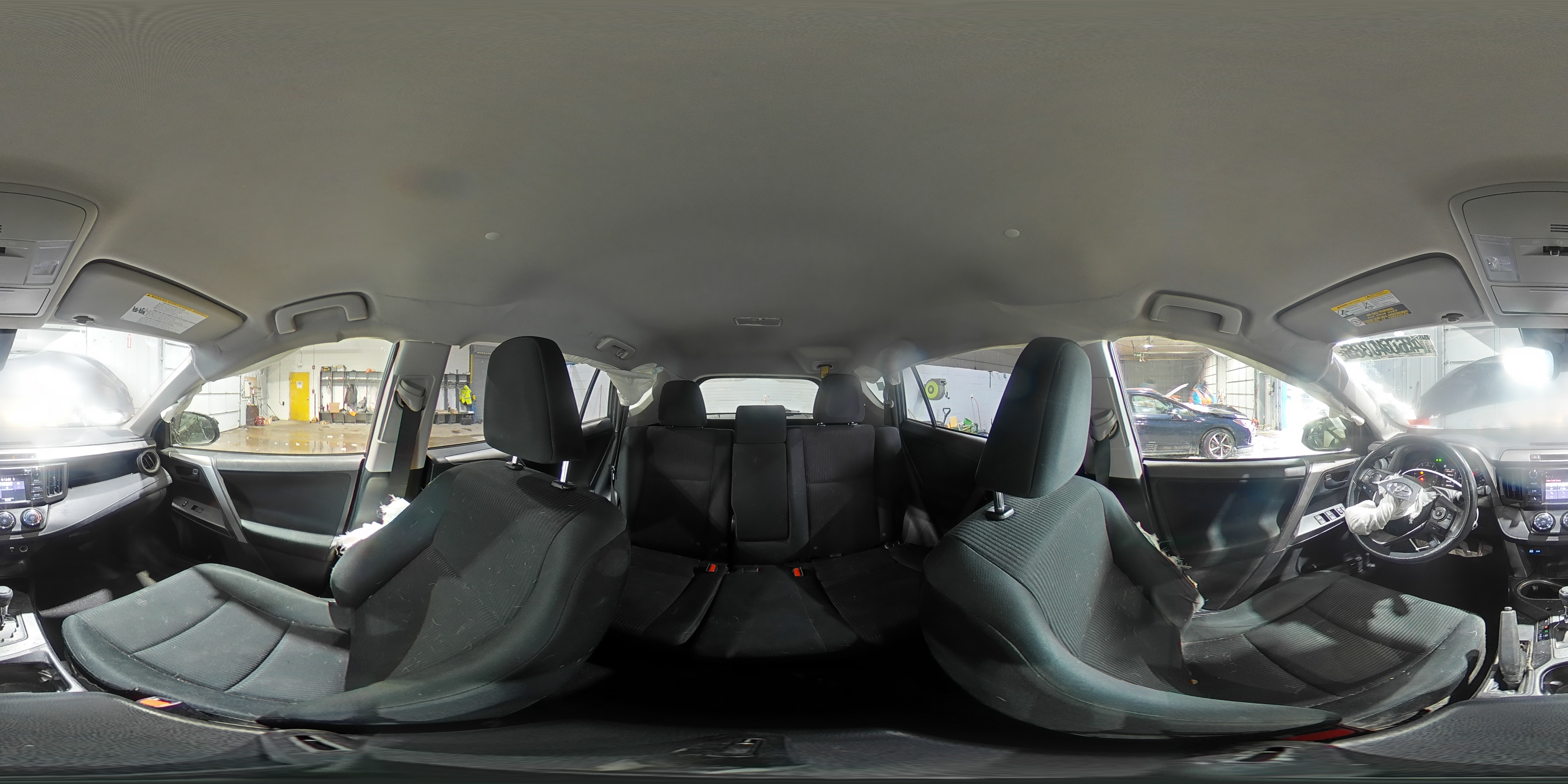 2018 Toyota RAV 4 - Image 14