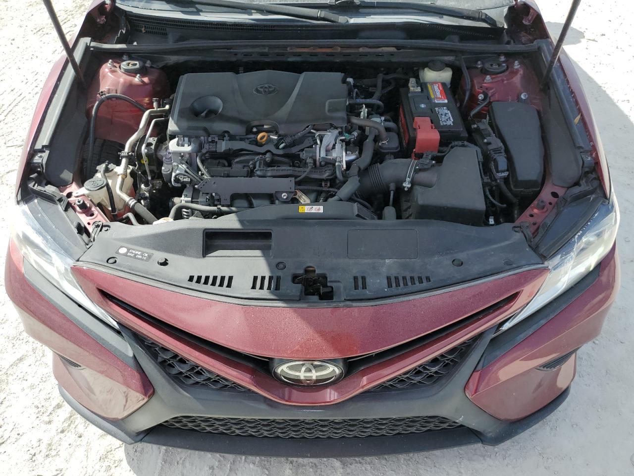 2018 Toyota Camry - Image 11