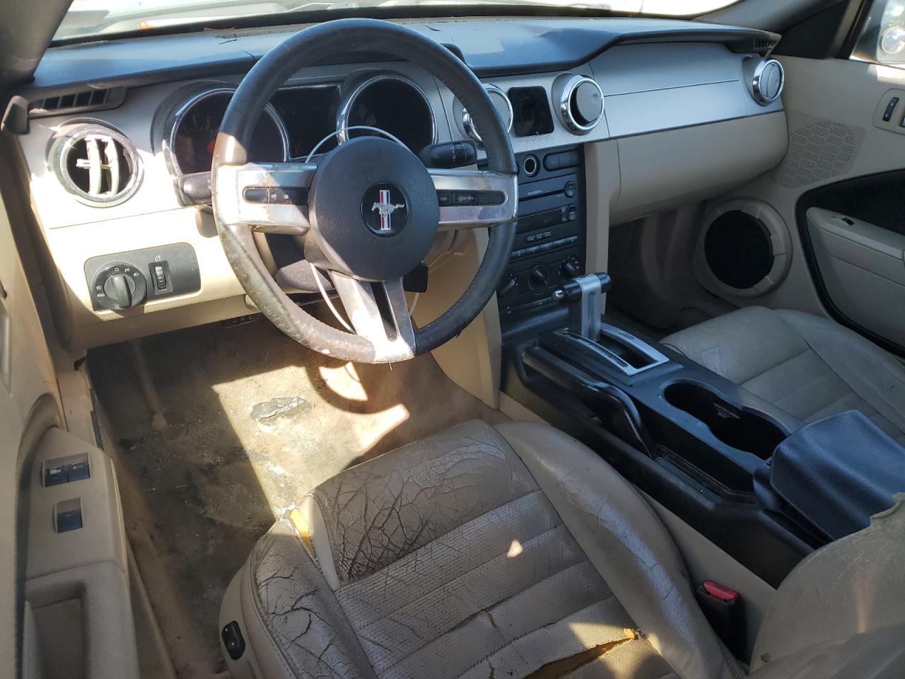 2006 Ford Mustang - Image 8