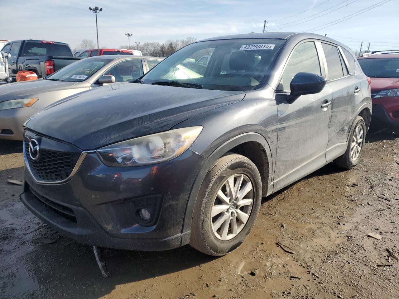 2014 Mazda Cx-5 Touring zu verkaufen in Indianapolis, IN - Front End