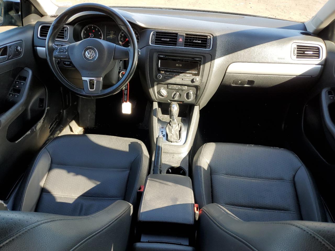 2014 Volkswagen Jetta - Image 8