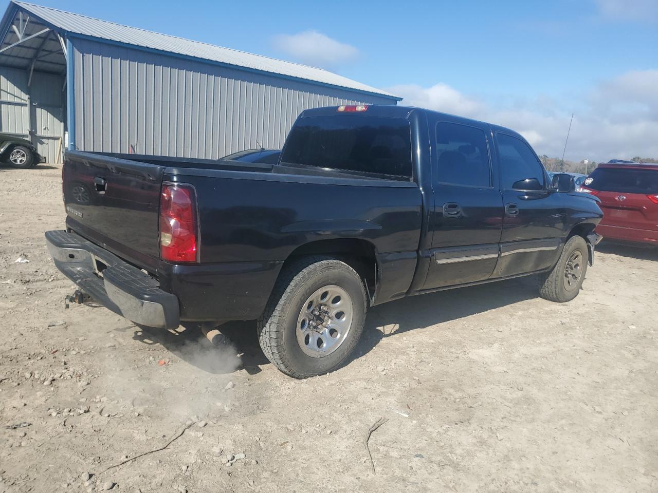 2006 Chevrolet Silverado - Image 3