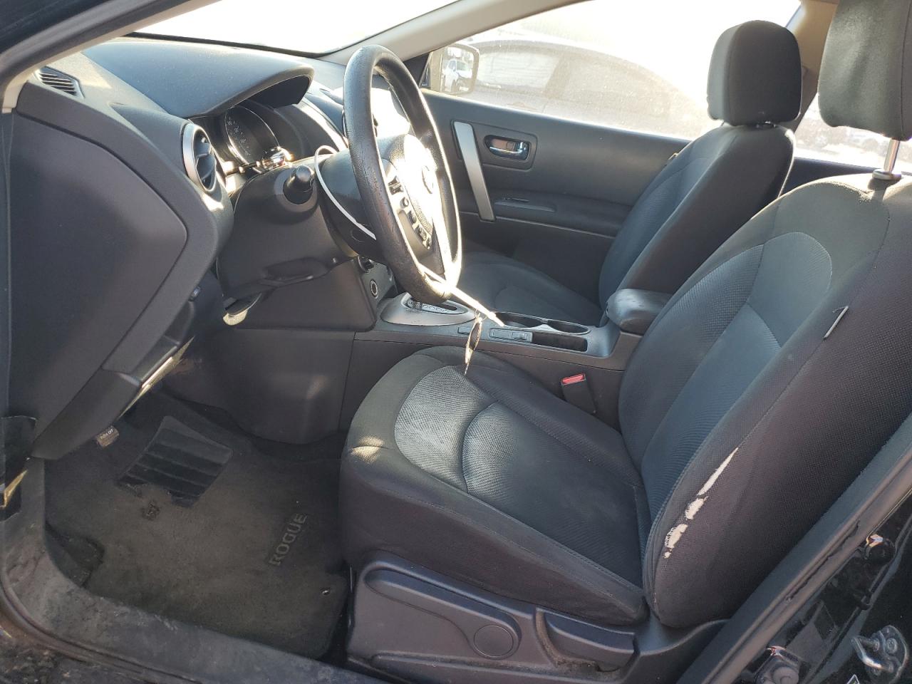 2015 Nissan Rogue - Image 7