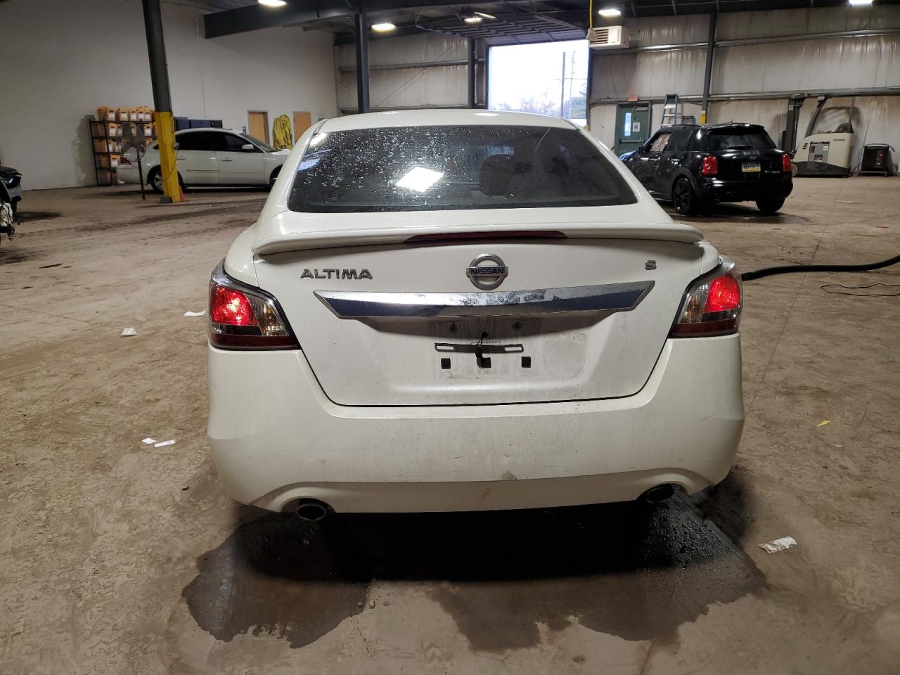 2015 Nissan Altima - Image 6