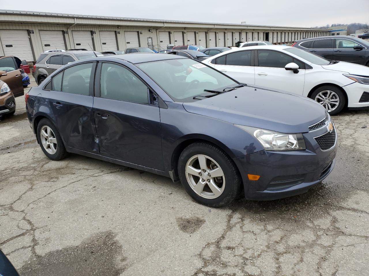 2013 Chevrolet Cruze - Image 4