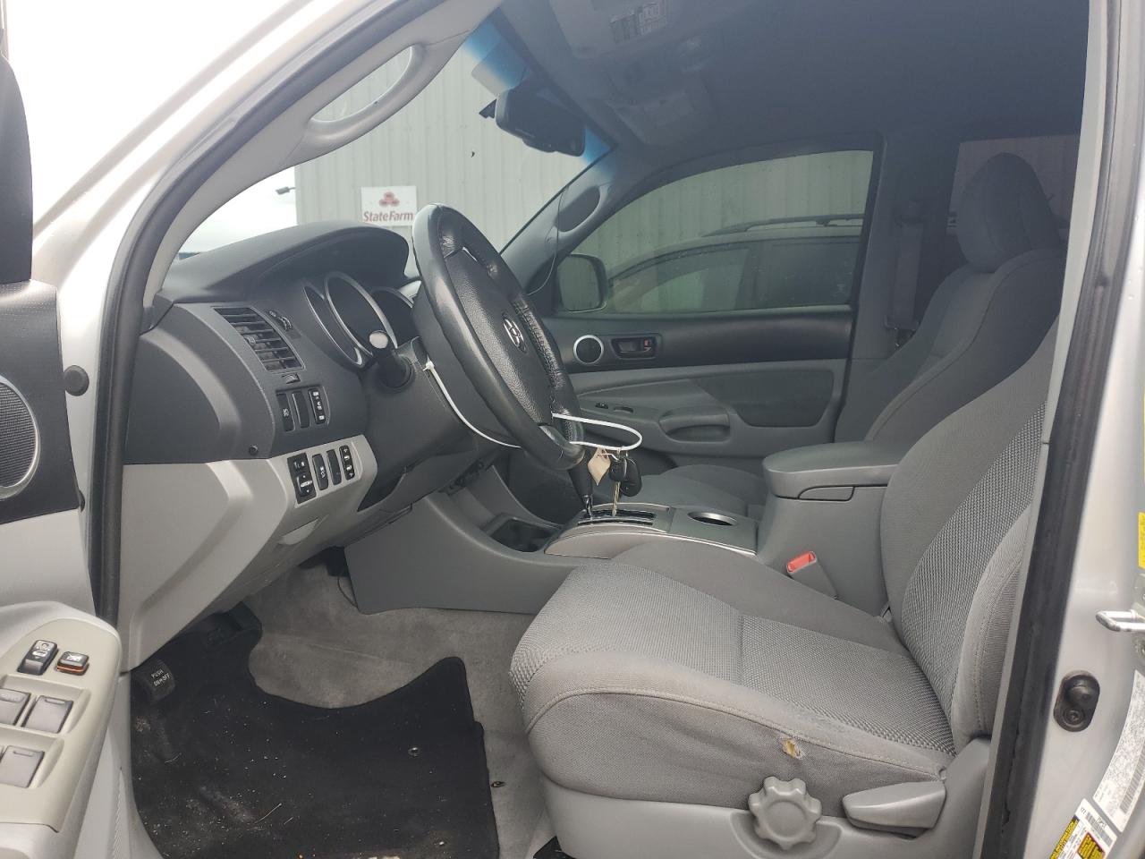 2011 Toyota Tacoma - Image 7