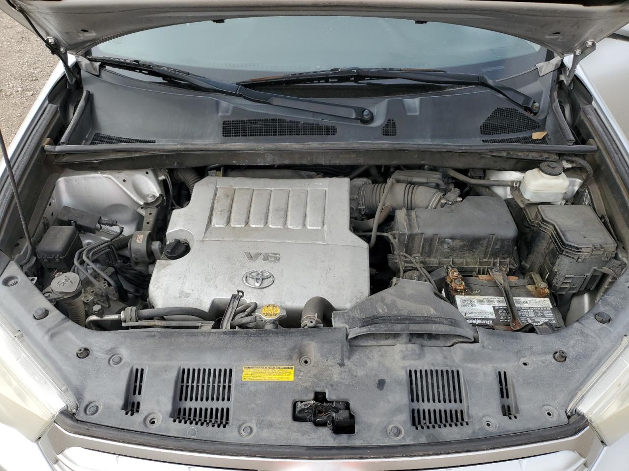 2012 Toyota Highlander - Image 12