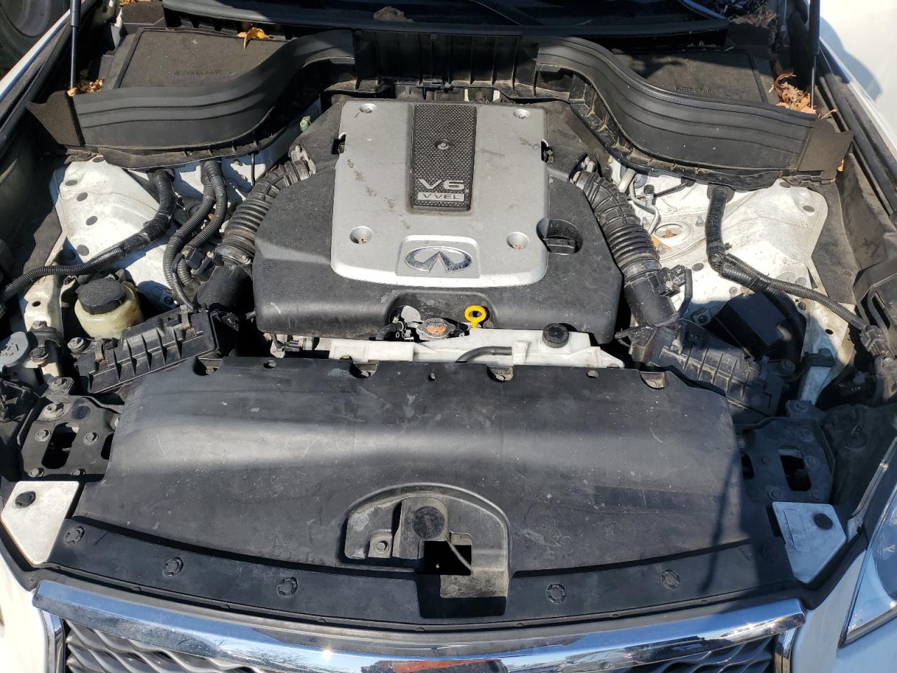 2016 Infiniti QX50 - Image 12