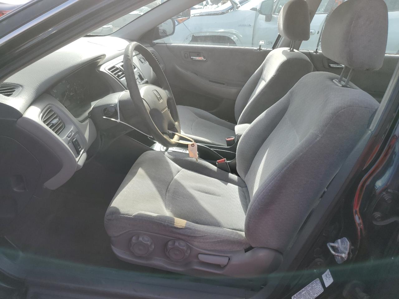 2002 Honda Accord - Image 7