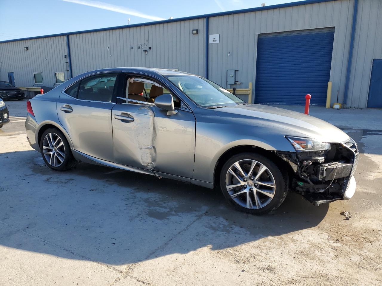 2019 Lexus IS - Image 4