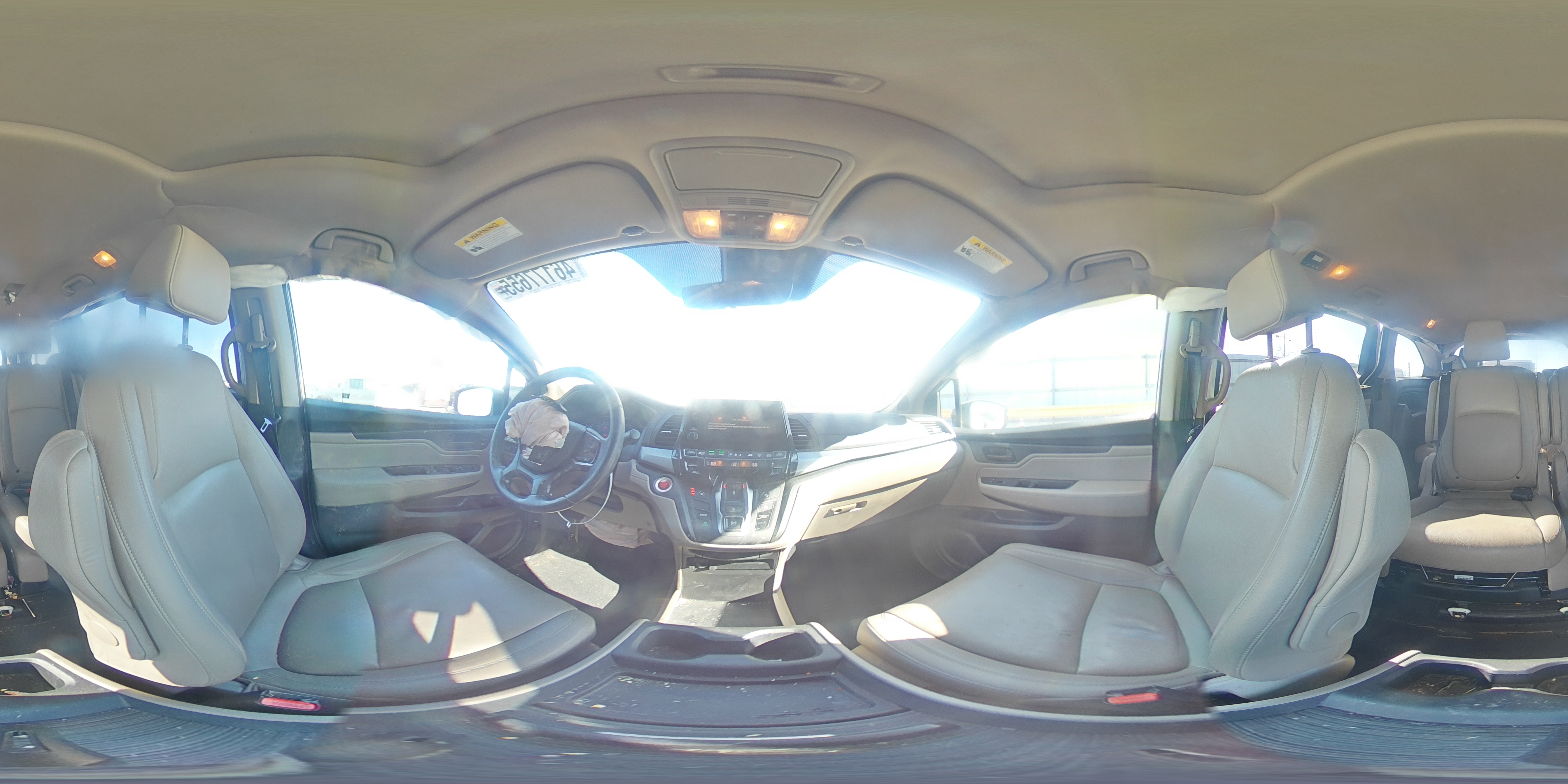 2018 Honda Odyssey - Image 16