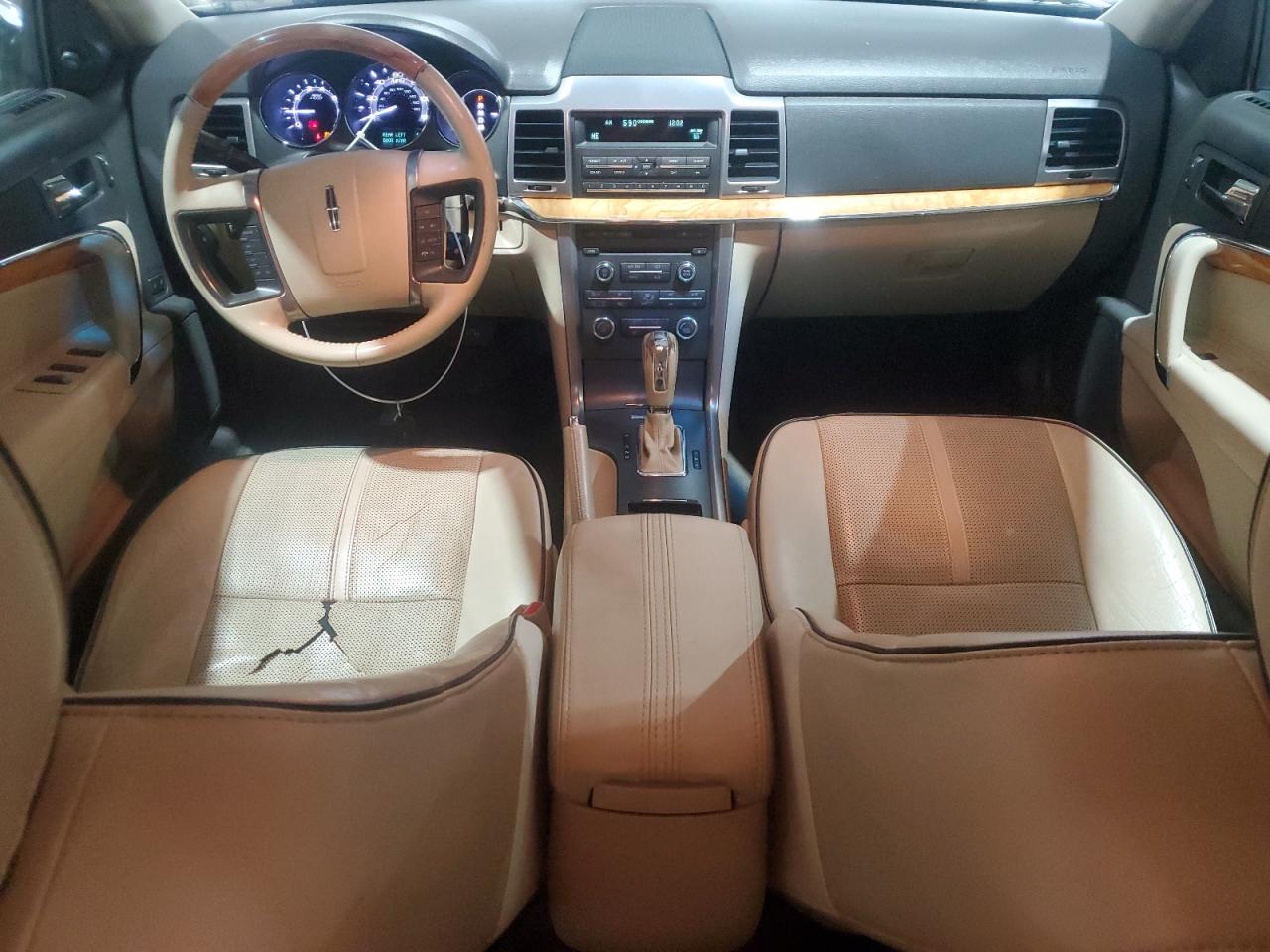 2010 Lincoln MKZ - Image 8